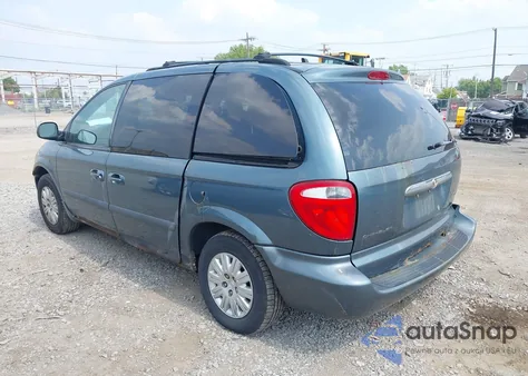 2006 Chrysler Town & Country z USA, uszkodzony, nr VIN 1A4GP45R46B626800
